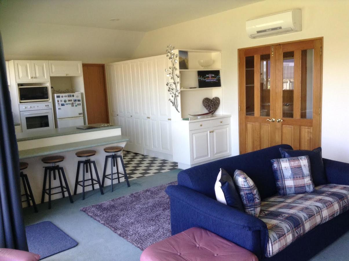 Darfield Bel Air Right On The Main Street 아파트 외부 사진