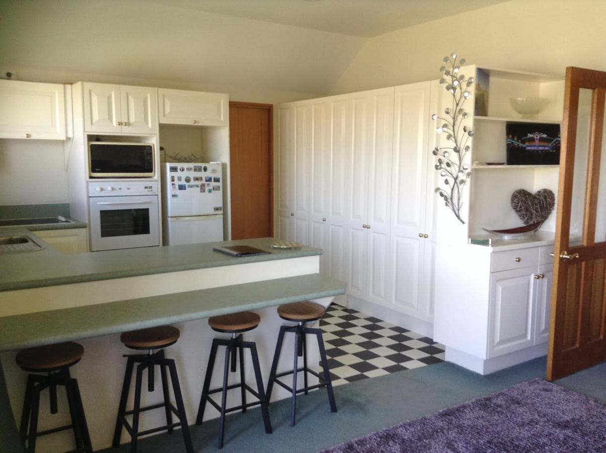 Darfield Bel Air Right On The Main Street 아파트 외부 사진