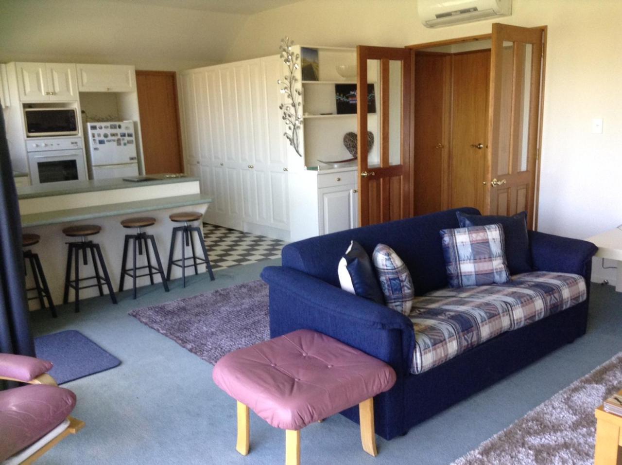 Darfield Bel Air Right On The Main Street 아파트 외부 사진